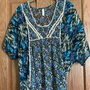 Xhilaration Floral Top